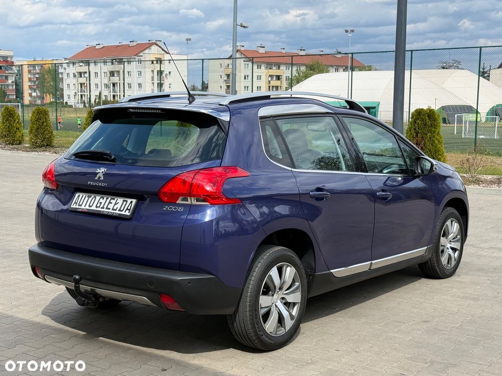 Peugeot 2008 120 VTI Automatik Allure - 6