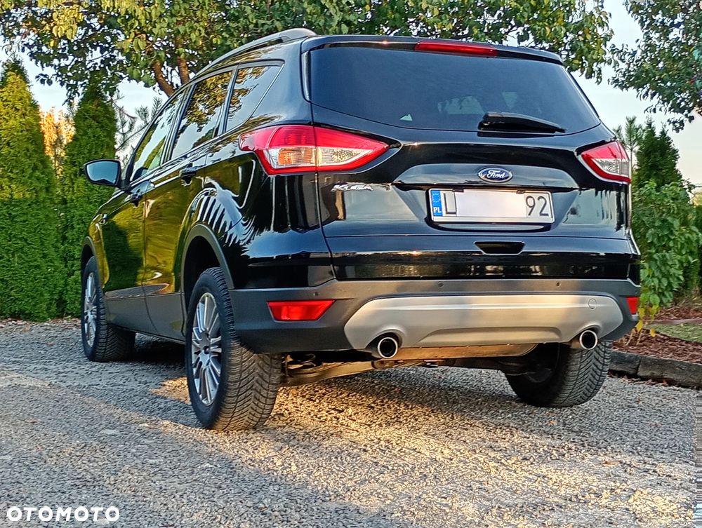 Ford Kuga 2.0 TDCi 2x4 Titanium - 29