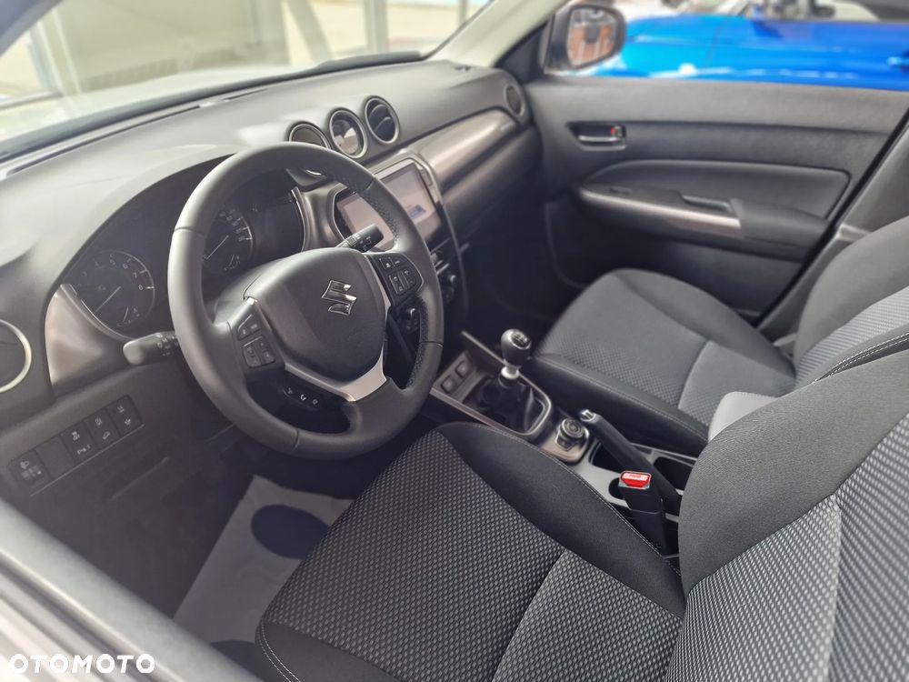 Suzuki Vitara 1.4 Boosterjet mHEV Premium Plus 4WD - 6