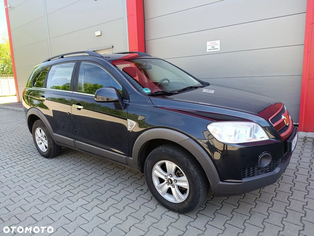 Chevrolet Captiva 2.4 2WD 5 Sitzer LS - 17