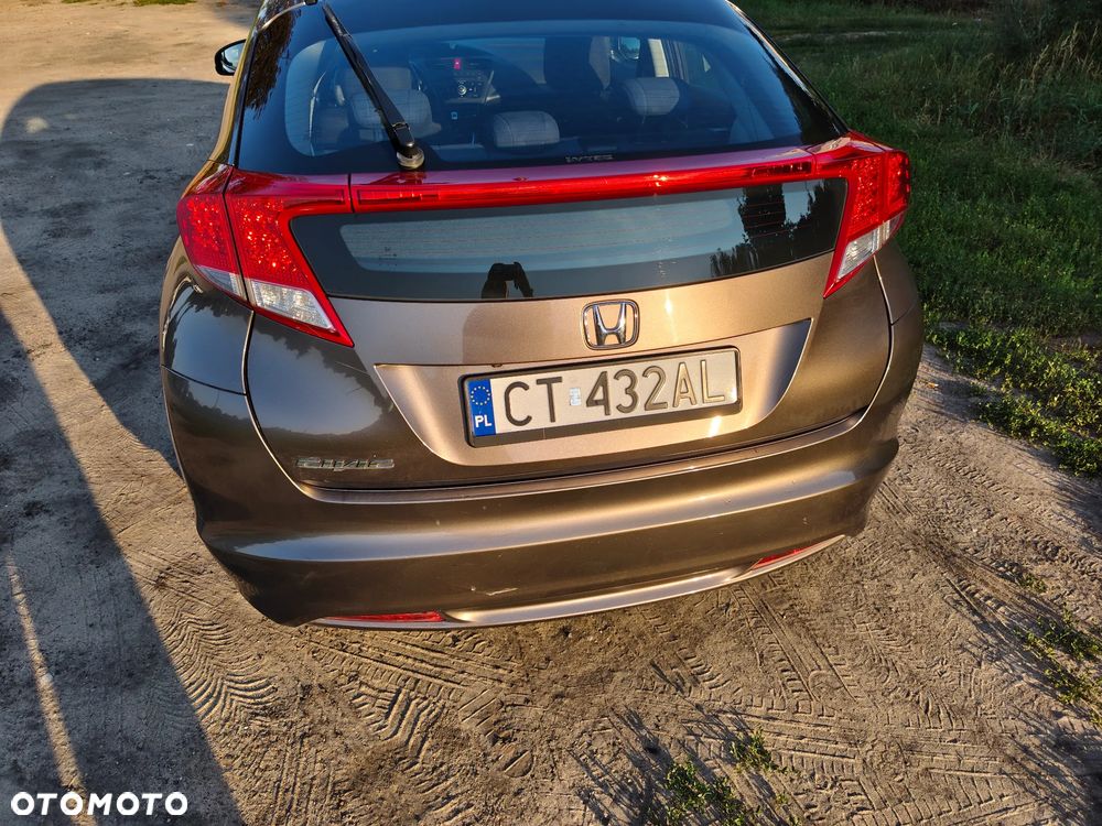 Honda Civic 1.4 Comfort - 23
