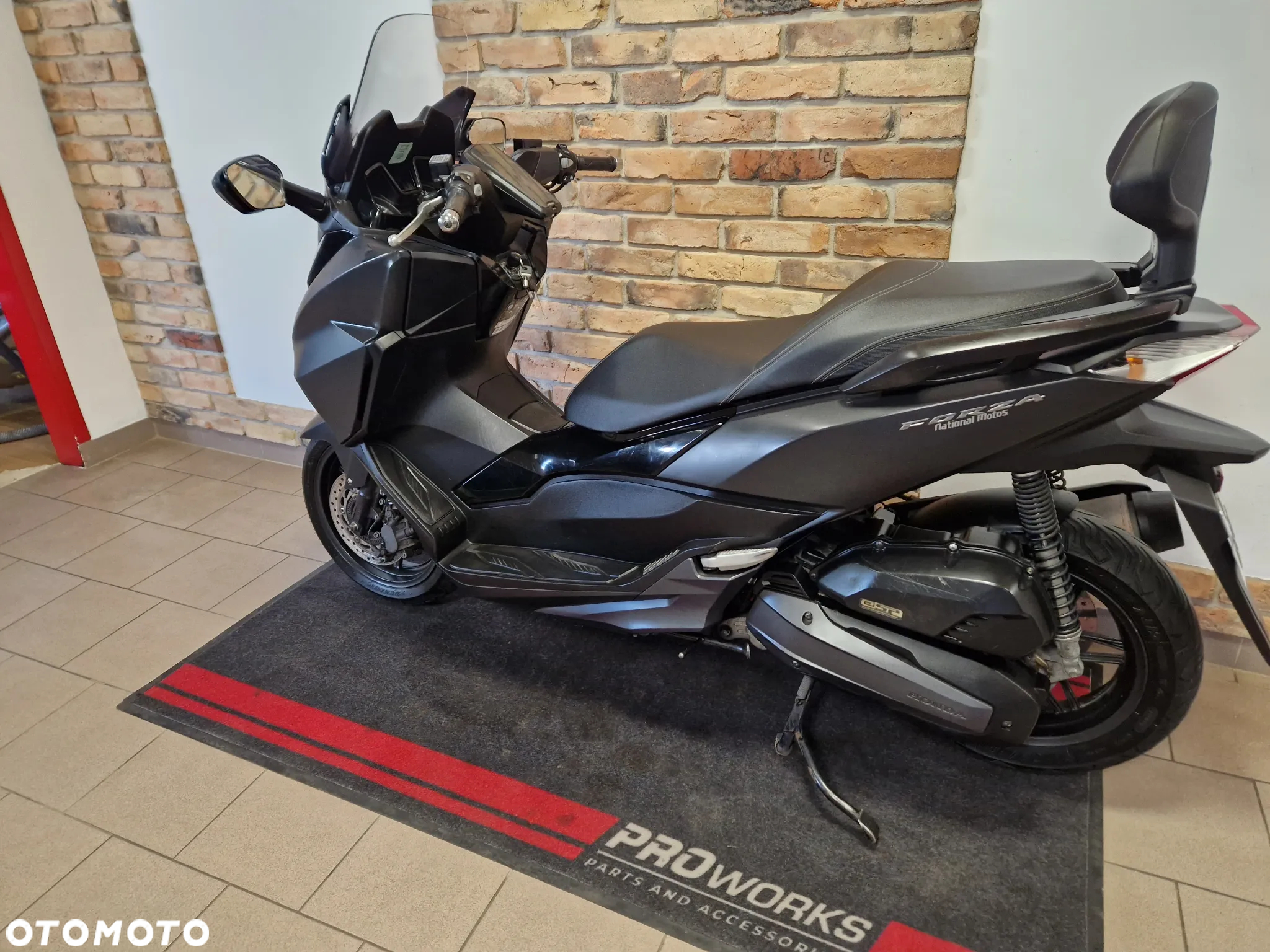 Honda NSS - 7