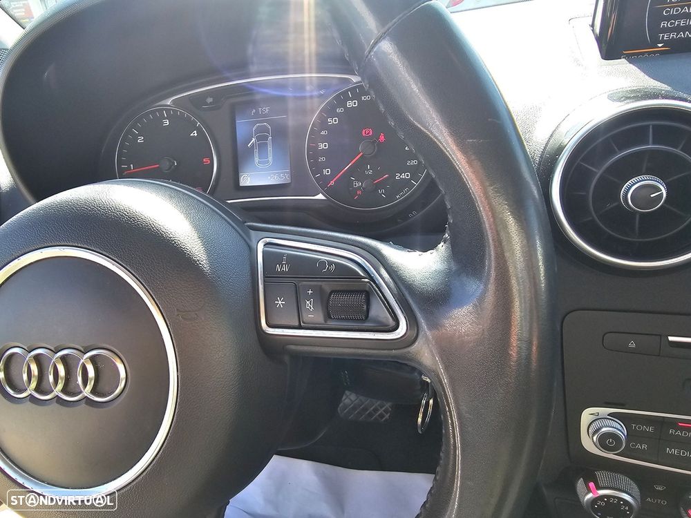 Audi A1 Sportback 1.4 TDI Sport S tronic - 25