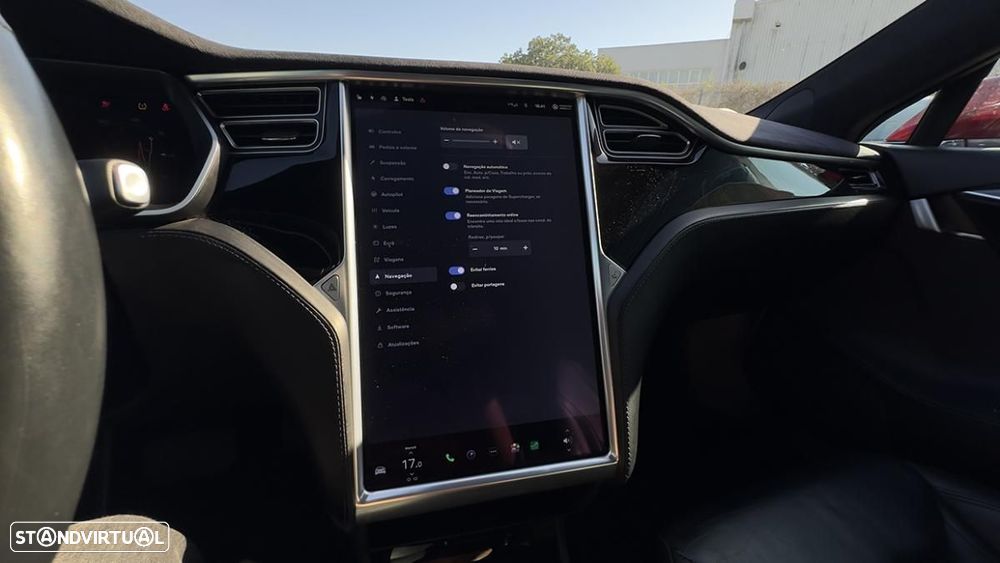 Tesla Model S 85D - 35