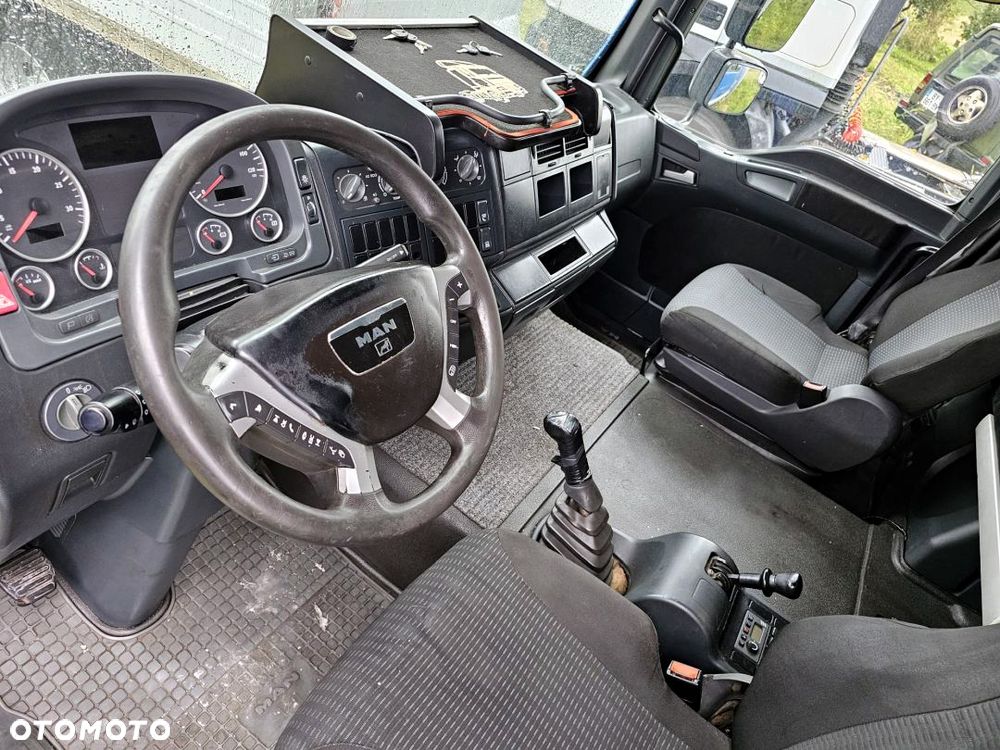 MAN TGL 8.250 - 12