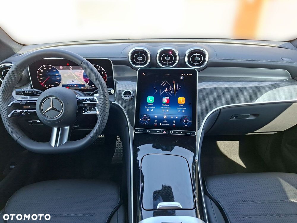 Mercedes-Benz GLC - 12