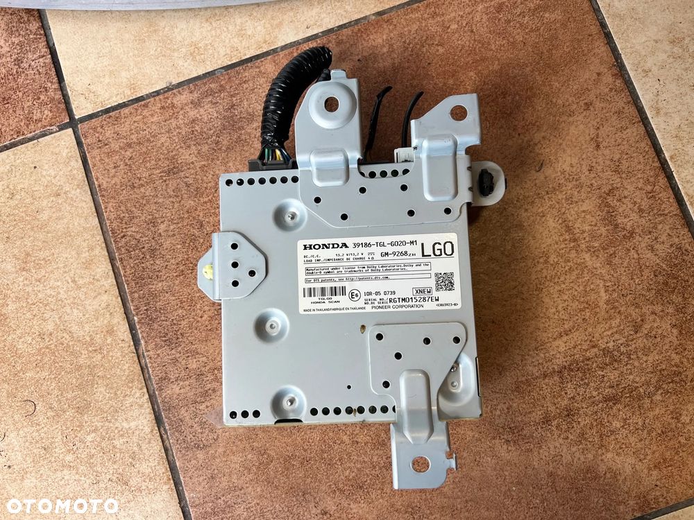 WZMACNIACZ AUDIO HONDA CIVIC X 39186-TGL-G020-M1 - 1
