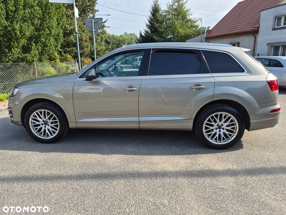 Audi Q7 - 6