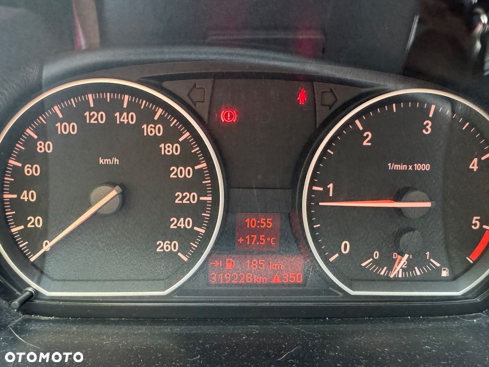BMW Seria 1 120d DPF - 17