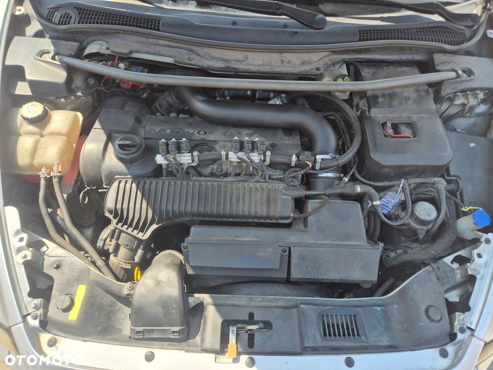 Volvo S40 T5 AWD Momentum - 9
