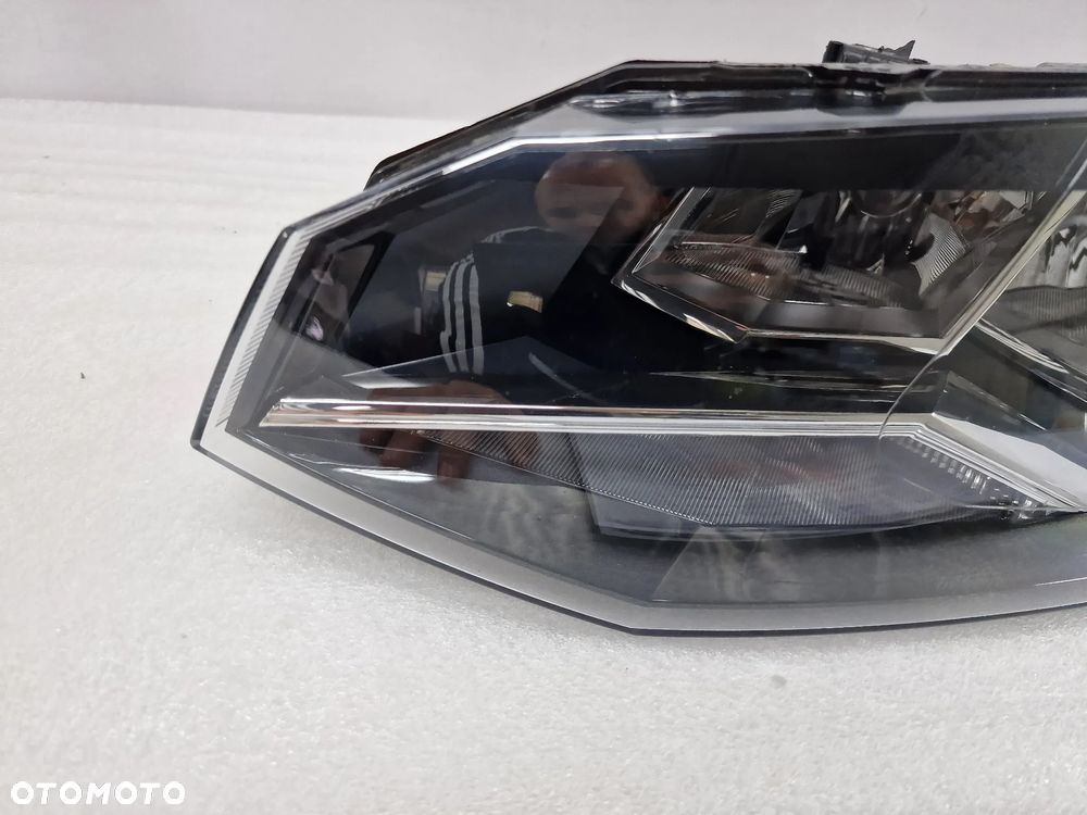 VW POLO 2G 17- LEWA ZWYKŁA LAMPA PRZEDNIA PRZÓD , NR 2G1941005 , NR AUKCJI LA163 - 2