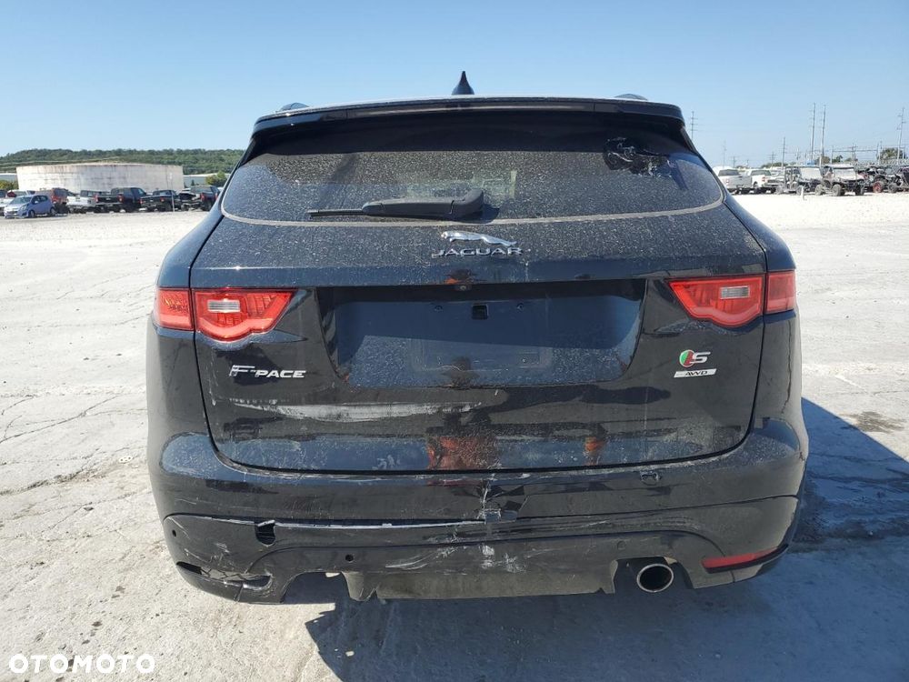 Jaguar F-Pace - 6