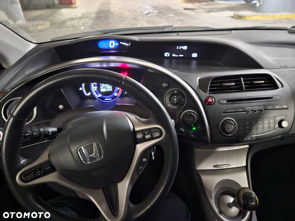 Honda Civic 1.8 Executive - 2