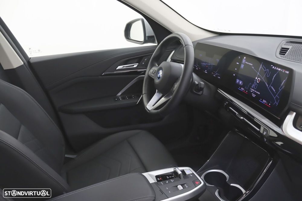 BMW iX1 xDrive30 xLine - 5