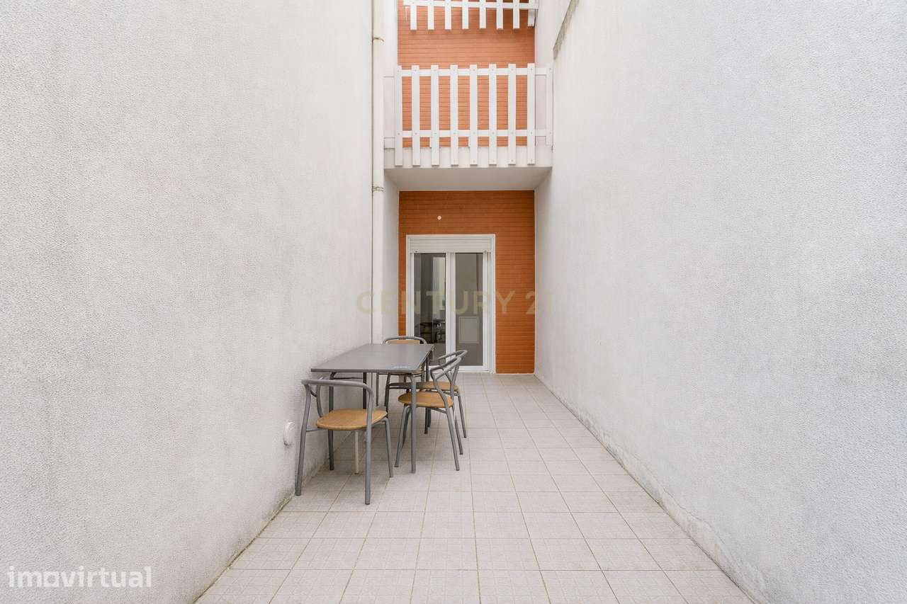 T3 com Terraço de uso exclusivo da fração | BOX | Elevador | Suite - Grande imagem: 4/19
