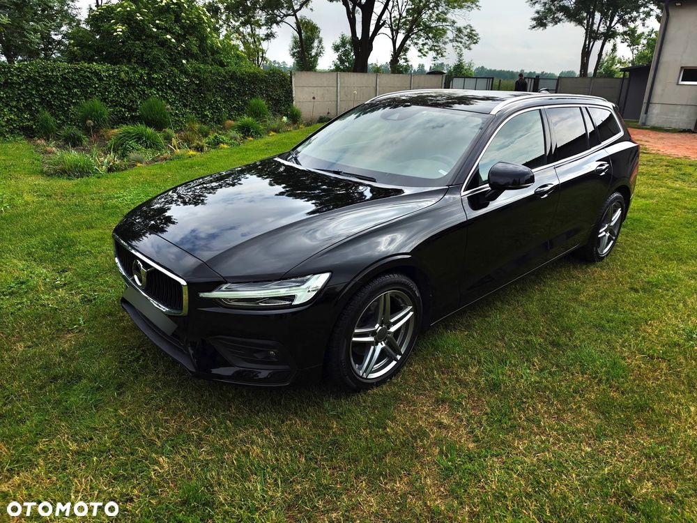 Volvo V60 D4 Geartronic Momentum Pro - 1