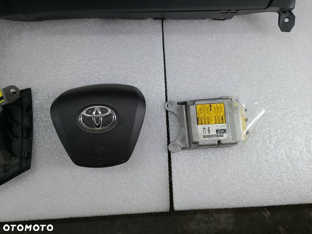 DESKA ROZDZIELCZA,KONSOLA PODUSZKI SENSOR PASY TOYOTA AVENSIS III T27 - 4