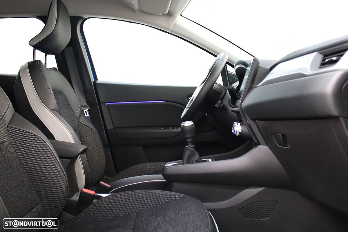 Renault Captur 1.0 TCe Techno Bi-Fuel - 22