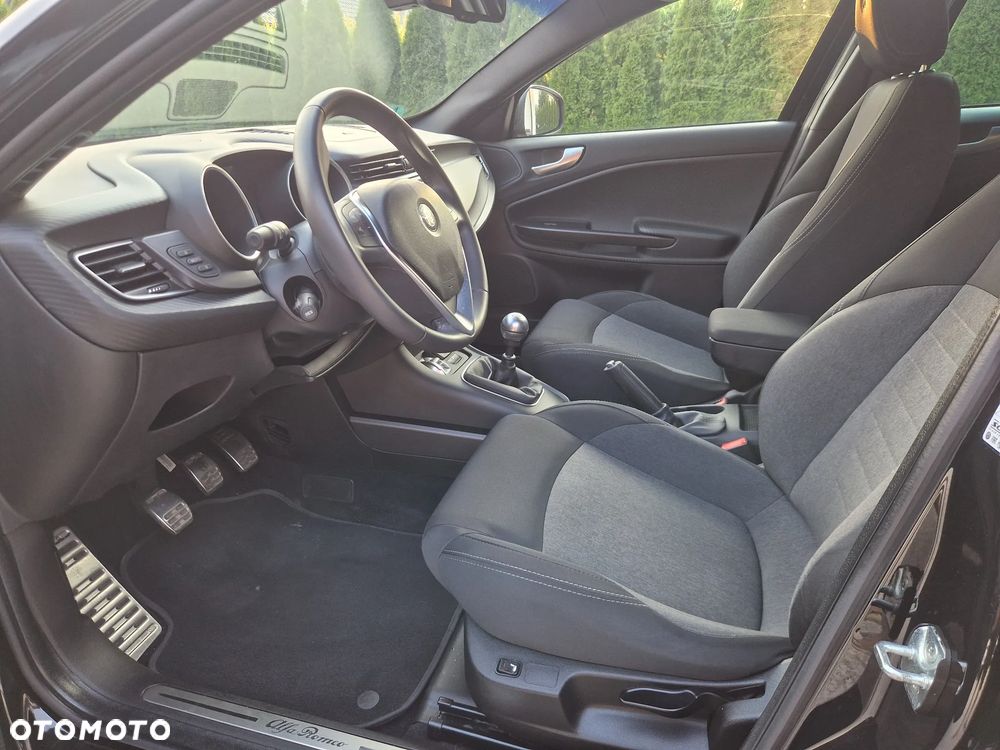 Alfa Romeo Giulietta 1.4 TB 16V Turismo - 32