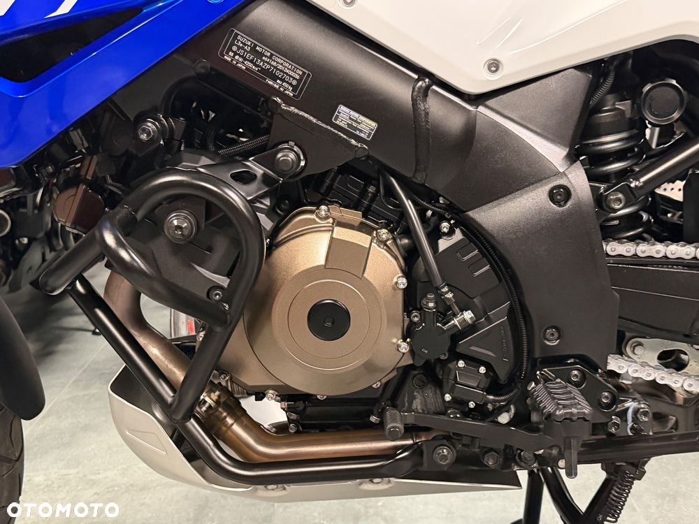 Suzuki V-STROM - 36