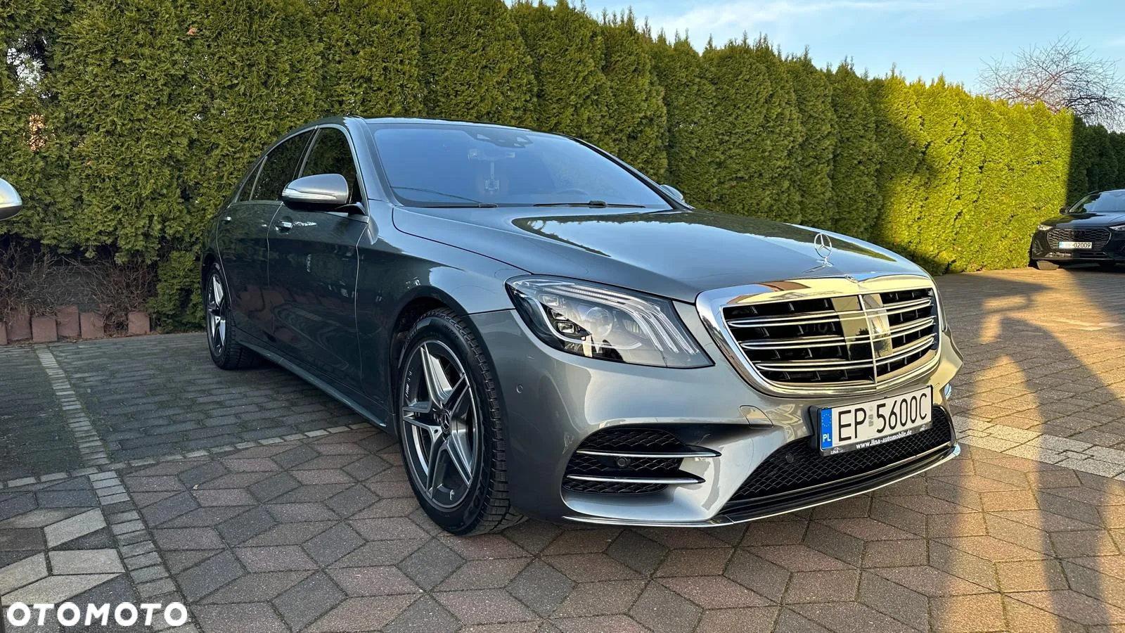Mercedes-Benz Klasa S 560 4-Matic L 9G-TRONIC - 3