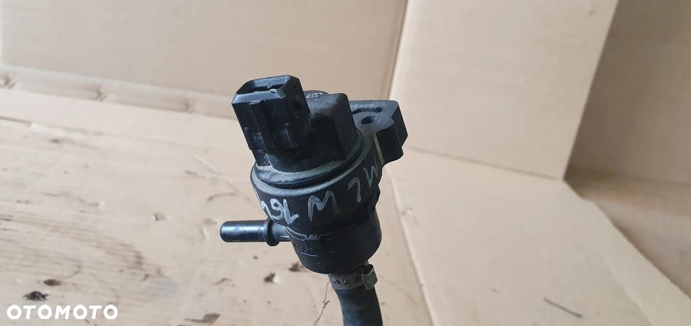 Zawór zaworek podciśnienia Mercedes ML W164 3.5 V6 A0004703993 - 4