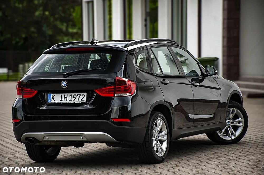 BMW X1 sDrive18i xLine - 19