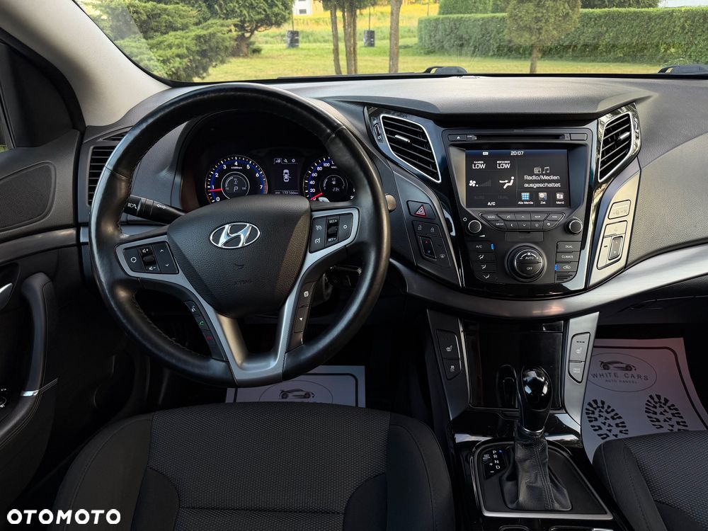 Hyundai i40 Kombi 2.0 Automatik Premium - 8
