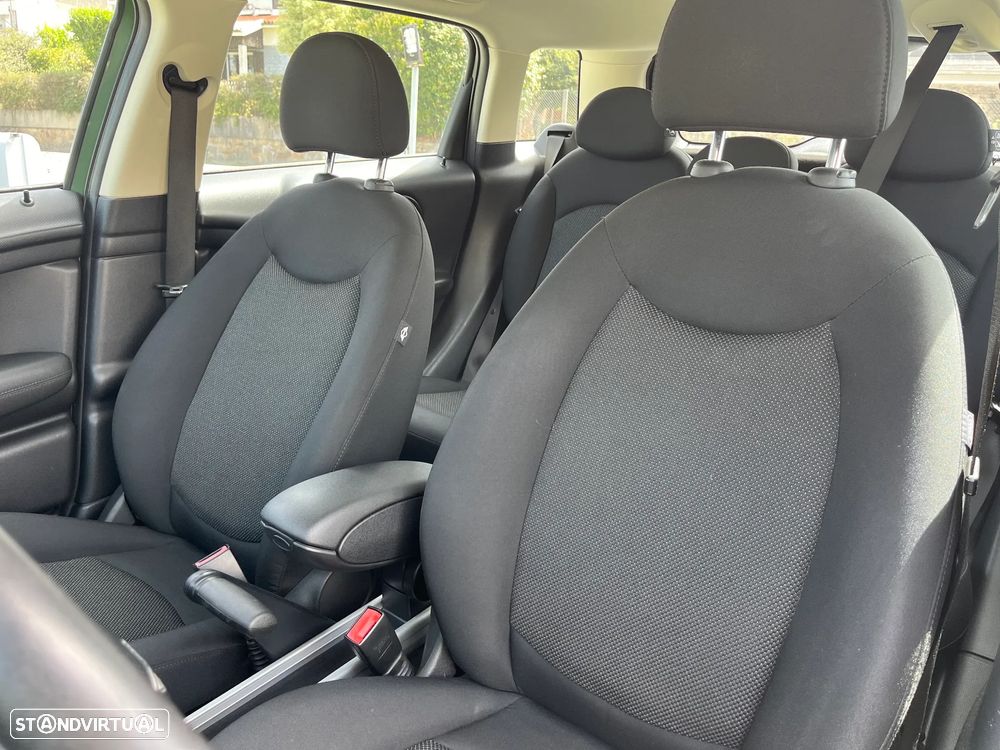 MINI Countryman Cooper D - 9