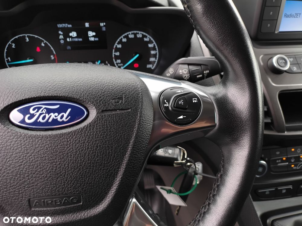 Ford Transit Connect - 17