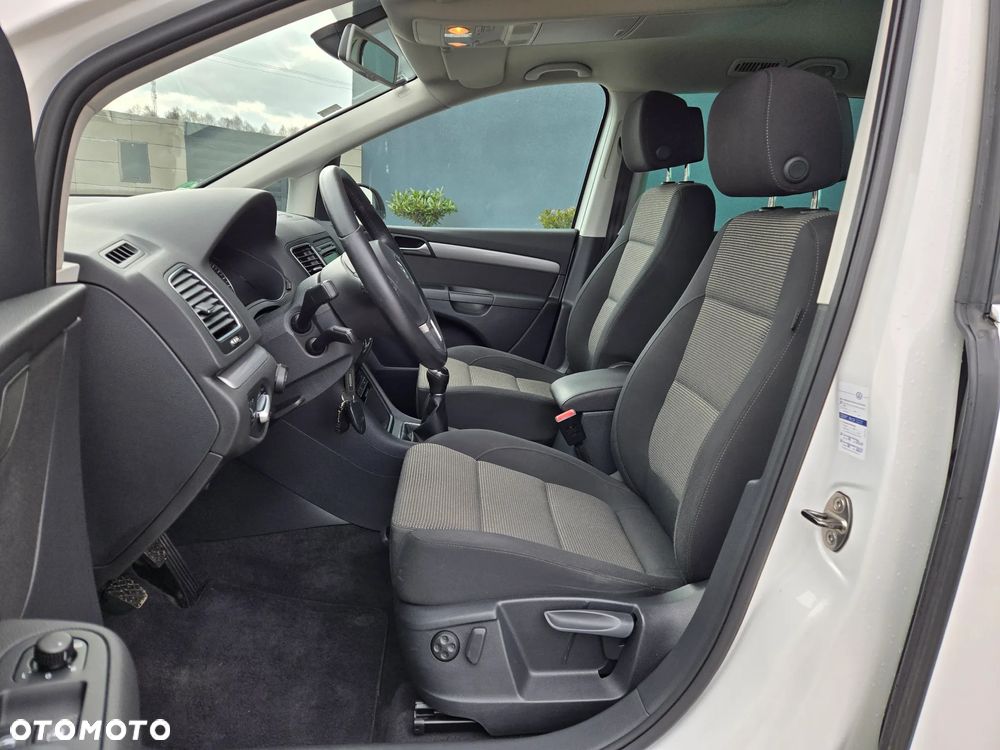 Volkswagen Sharan 2.0 TDI BlueMotion Technology Highline - 21