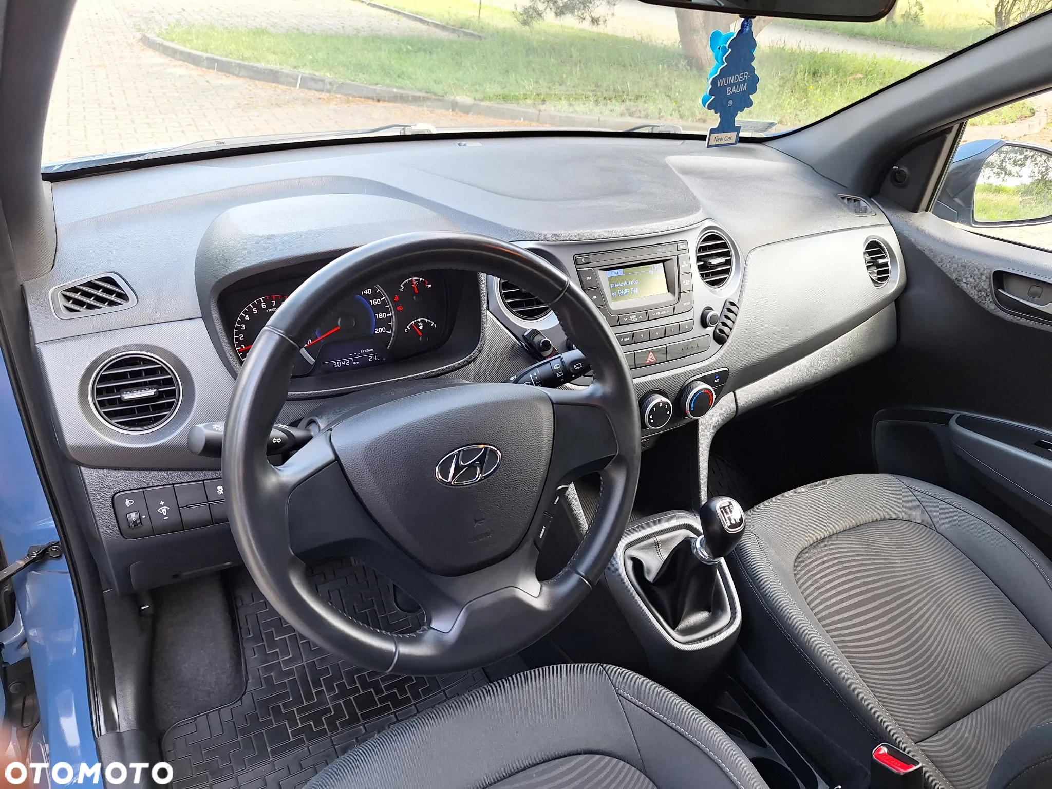 Hyundai i10 1.0 GO - 12