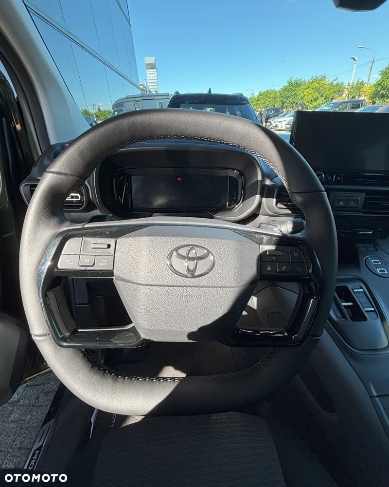 Toyota Proace City Verso 1.5 D-4D Family - 8