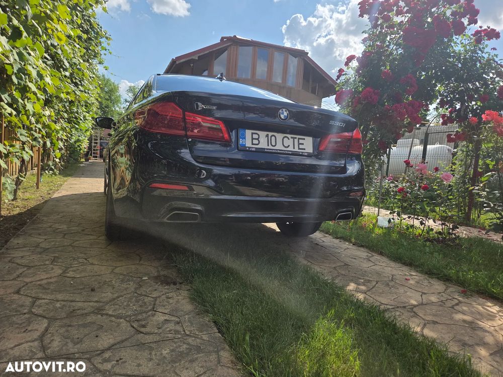 BMW Seria 5 530i xDrive AT - 8