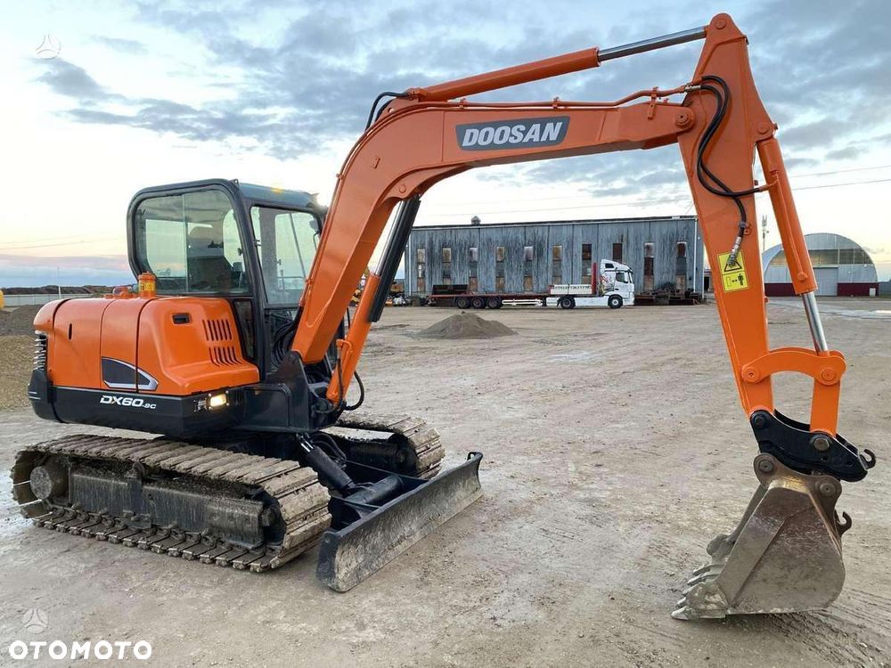 Doosan DX 60 C - 7