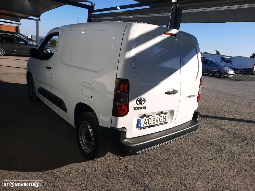 Toyota PROACE CITY 3 LUGARES CX.6 V. - 3