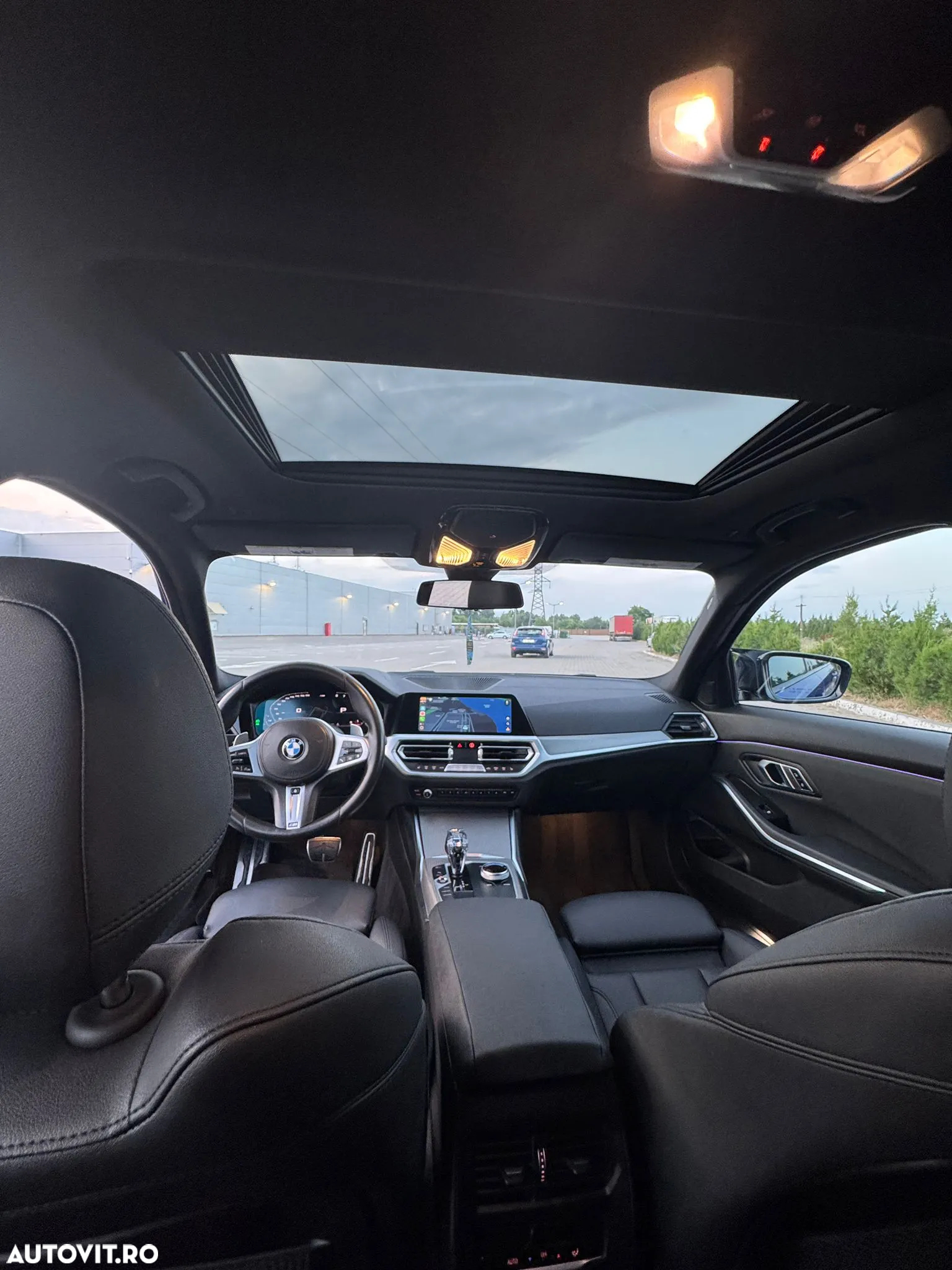 BMW Seria 3 330i xDrive Aut. M Sport - 9