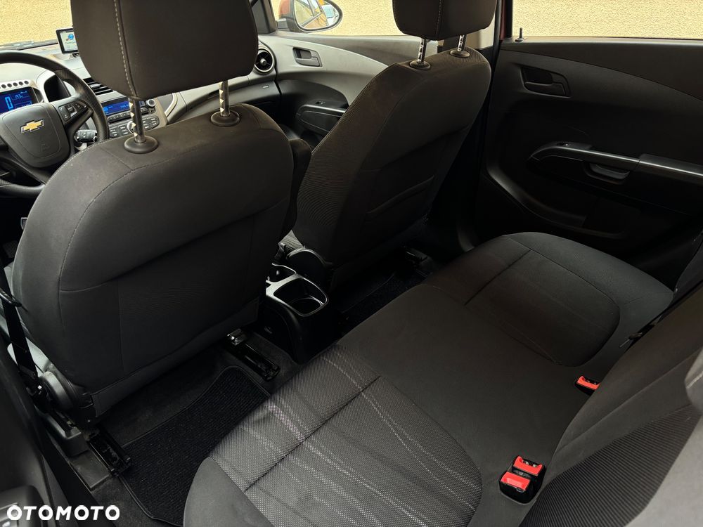 Chevrolet Aveo 1.4 16V LS - 9