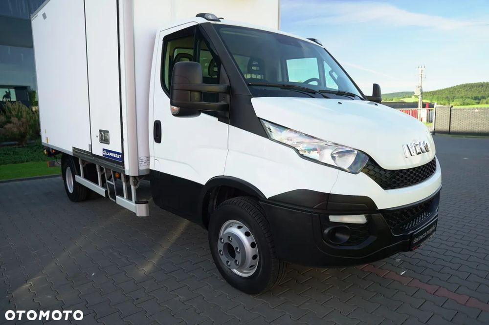 Iveco DAILY 70-150 / CHŁODNIA / AGREGAT THERMO KING V -300 MAX / BLIŹNIAK / WINDA DHOLLANDIA / AUTOMAT / 3 MIEJSCA - 9
