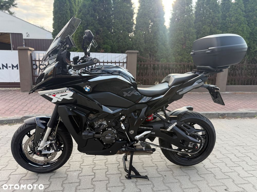 BMW XR - 23