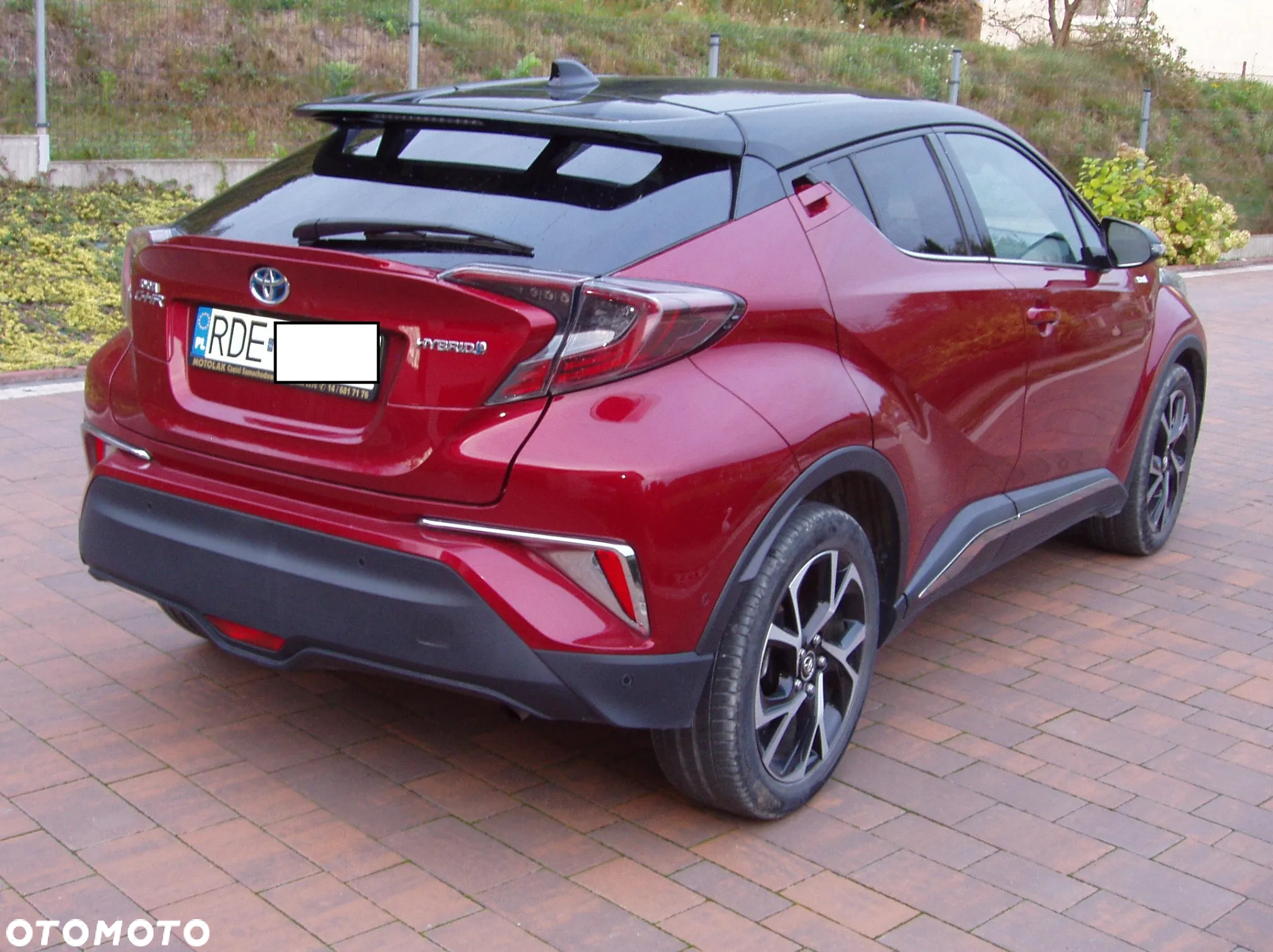 Toyota C-HR 1.8 Hybrid Neon Lime powered by JBL - 12