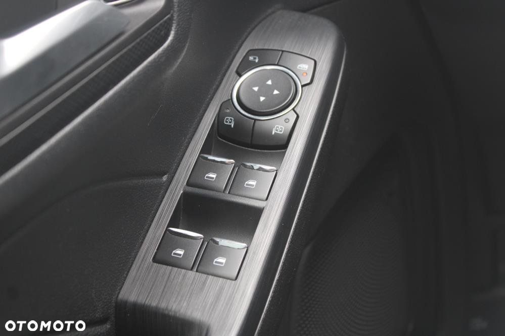 Ford Kuga - 29