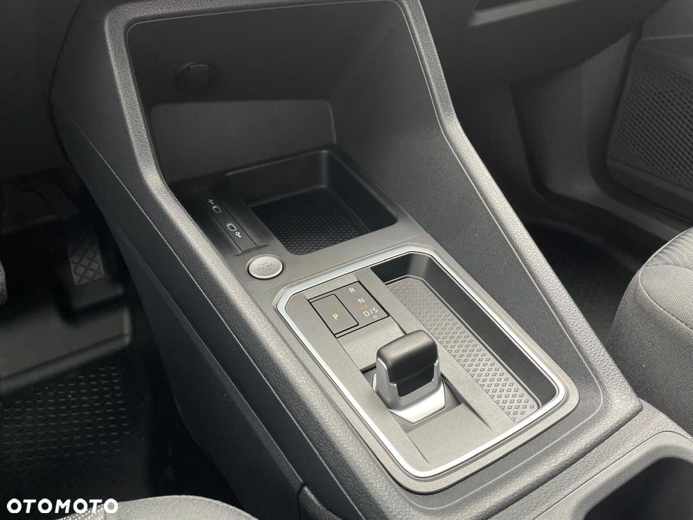Ford Transit Connect - 27