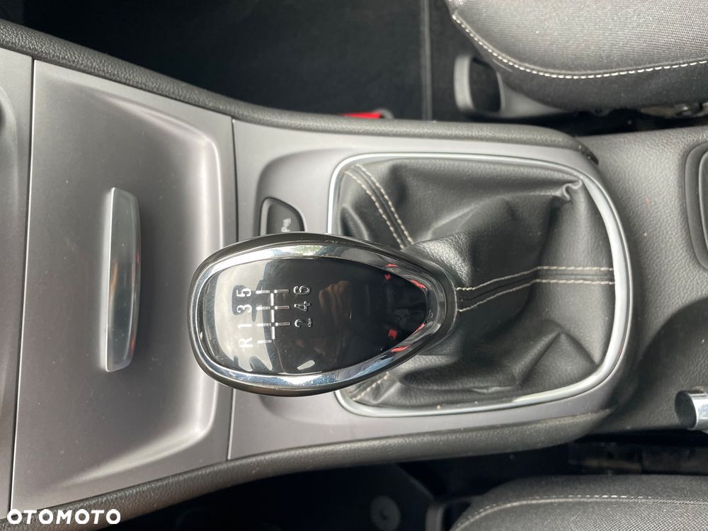 Opel Astra 1.4 Turbo Active - 27