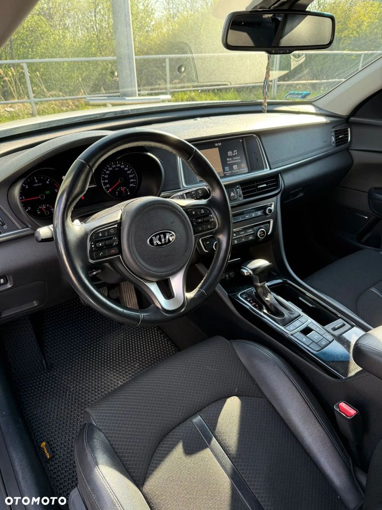 Kia Optima 1.7 CRDI L DCT - 10