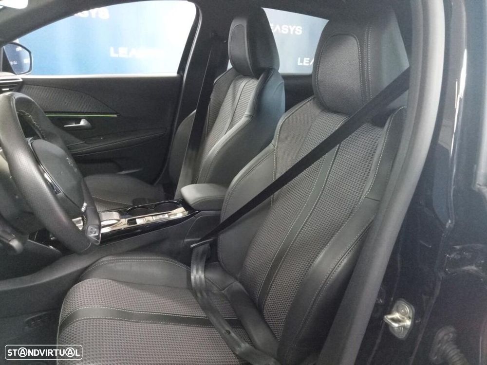 Peugeot e-208 50 kWh GT Pack - 3