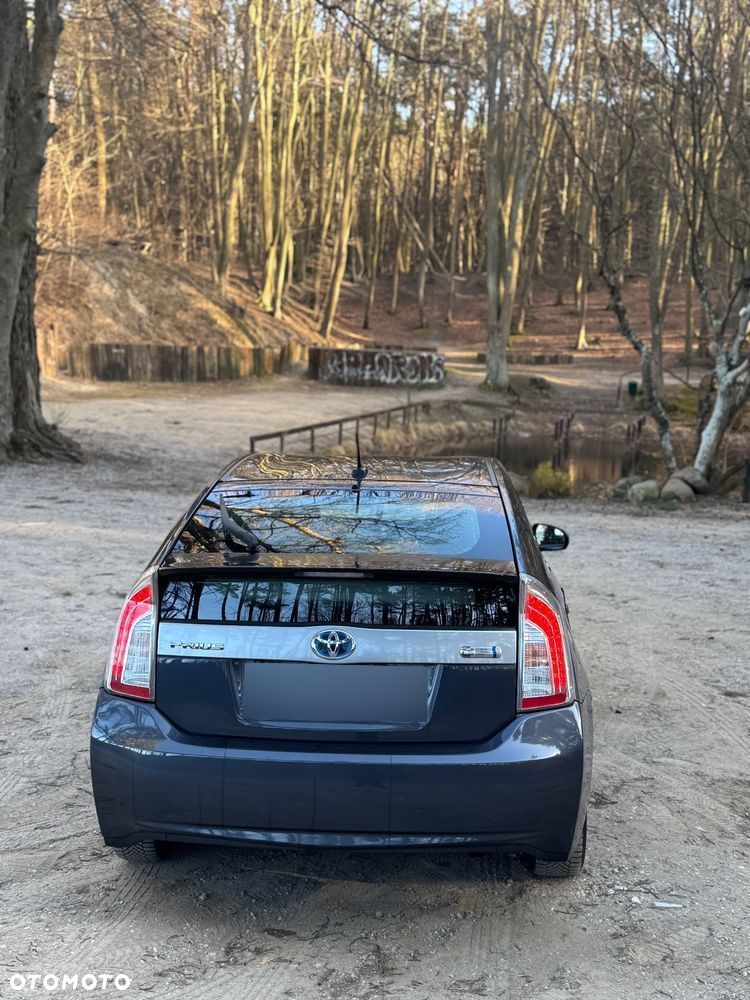 Toyota Prius 1.8 HSD Prestige - 5