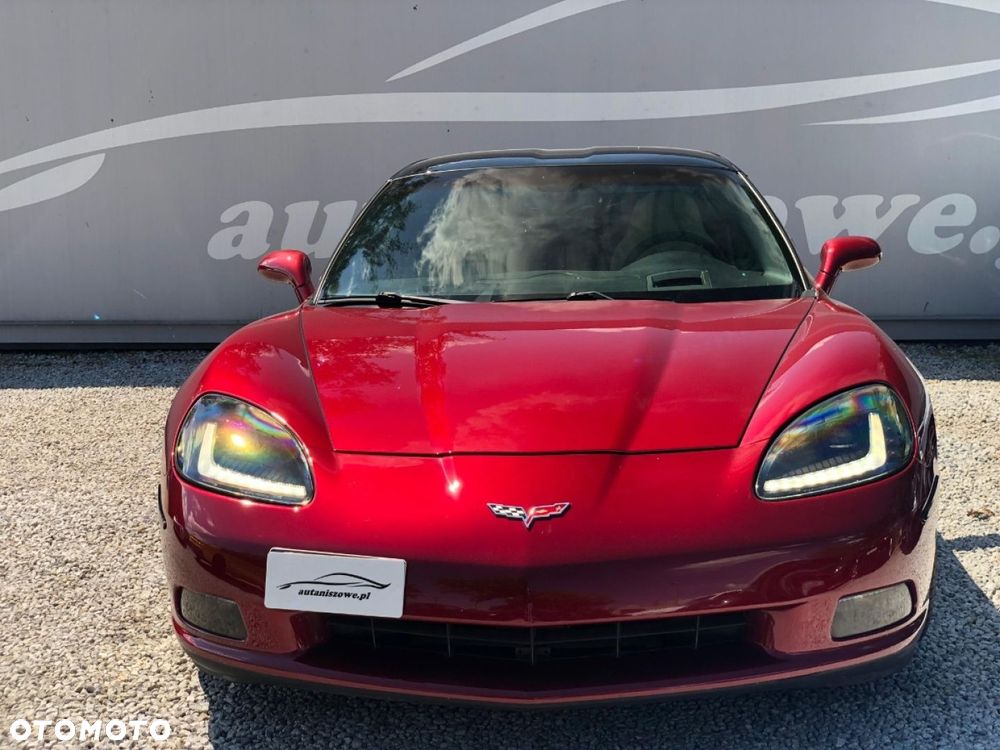 Chevrolet Corvette - 12
