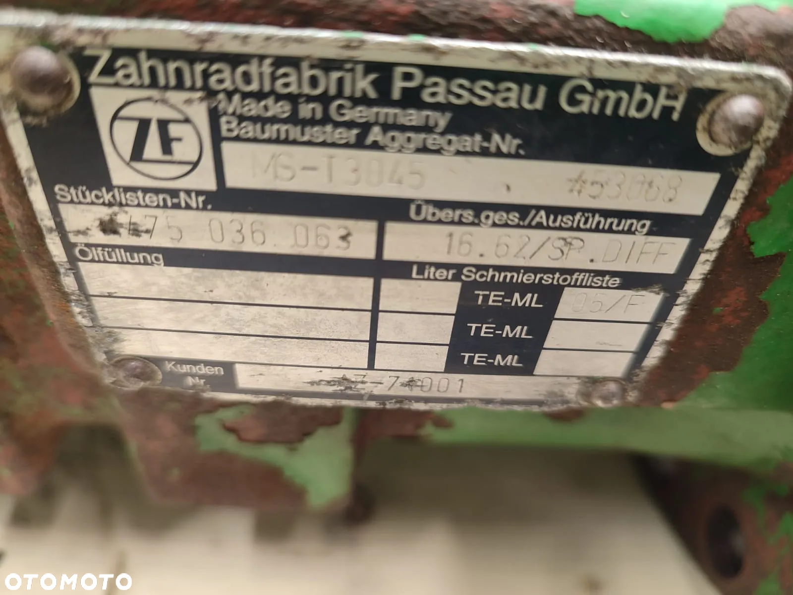 Pochwa mostu 4475436126 JOHN DEERE 3400 - 10