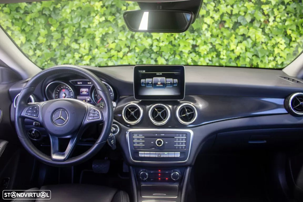 Mercedes-Benz CLA 200 d Aut. - 14